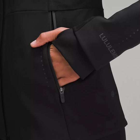 cross chill jacket repel shell lululemon rain jacket in black!! - Picture 4 of 10